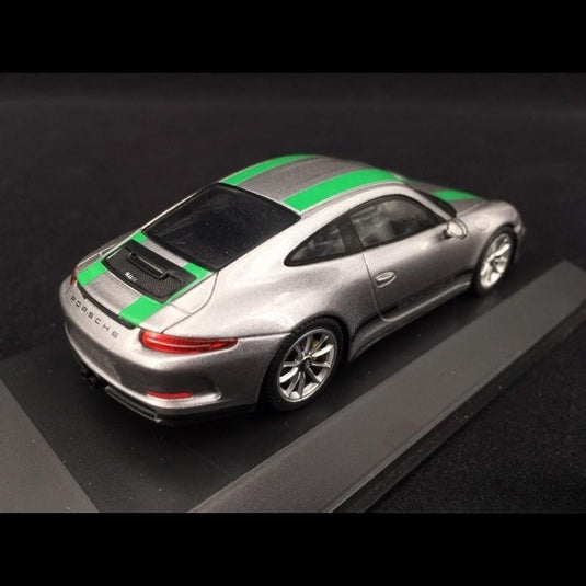 Porsche 911 991型 R 2016年モデル メタリックグレー/グリーンストライプ/Spark 1/43ミニカー ポルシェ特注