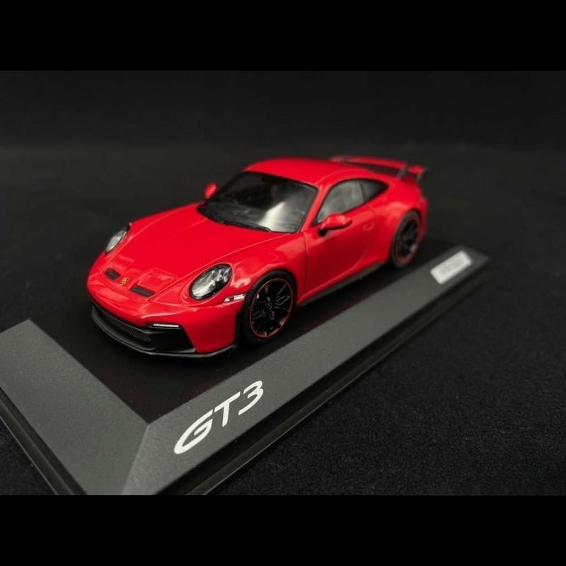 ギャラリービューアに画像をロードする, Porsche 911 GT3 992型 2021年モデル ガーズレッド/Minichamps 1/43ミニカー ポルシェ特注

