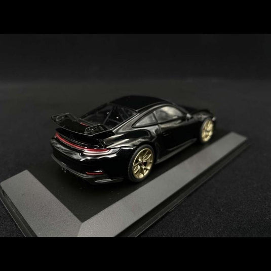 Porsche 911 GT3 992型 2021年モデル ディープブラックメタリック/Minichamps 1/43ミニカー ポルシェ特注