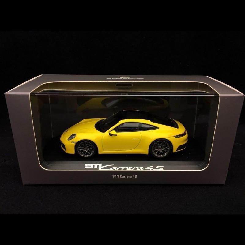 ギャラリービューアに画像をロードする, Porsche 911 992型 カレラ 4S クーペ 2019年モデル レーシングイエロー/ブラック/Minichamps 1/43ミニカー ポルシェ特注
