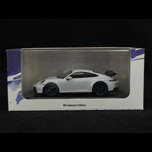 Porsche 911 GT3 992型 右ハンドル 2021年 英国コレクターズエディション カレラホワイト/Minichamps 1/43ミニカー ポルシェ特注