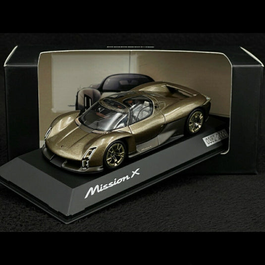 PORSCHE MISSION X コンセプトカー 2023 ブロンズメタリック/ Spark 1/43 2000台限定ミニカー