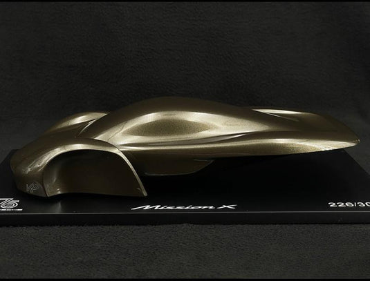 Porscheポルシェディーラーモデル Mission X Sculpture 75Y Collection Copper Rocket Metallic 1/18