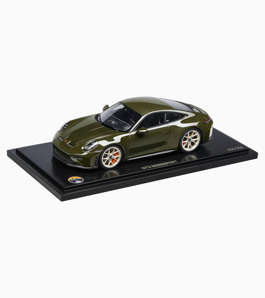 【予約】2027年発売予定 Porscheポルシェ 911 992.2 GT3 ツーリングパッケージ クーペ 2025 バレーグリーンメタリック 500台限定 ディーラーモデル / Spark 1/18 ミニカー