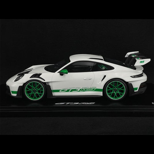 Porsche 911 GT3 RS 992型 2022年モデル RS 2.7トリビュートエディション ホワイト/パイソングリーンストライプ/Spark 1/18ミニカー ポルシェ特注