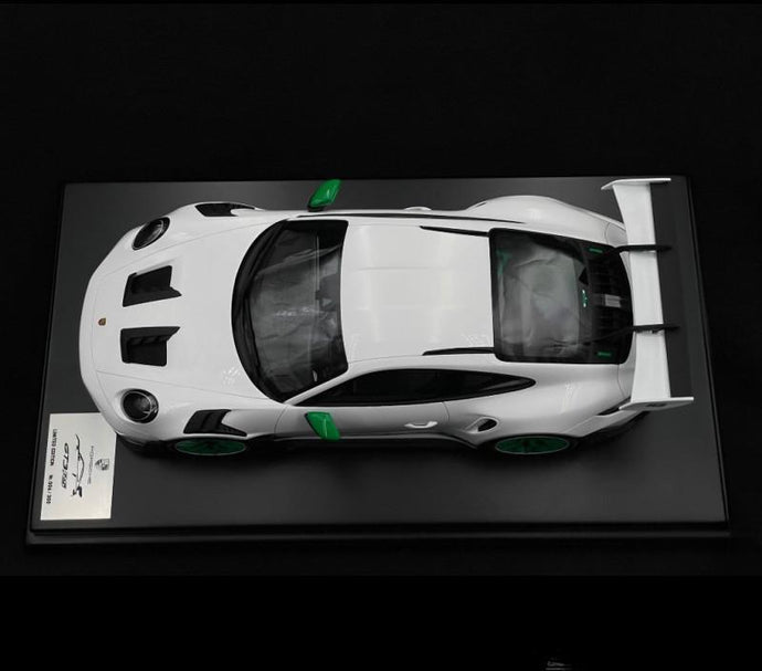 Porscheポルシェディーラーモデル 911 GT3 RS Type 992 2023 Tribute To 1972 Carrera RS White / Green Stripes 1/12 Spark