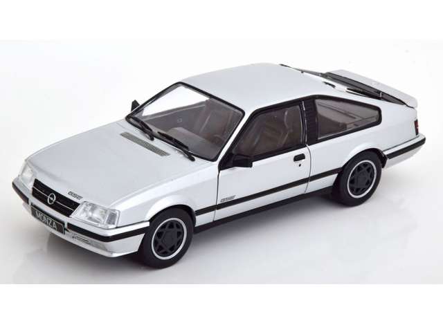 1983 Opel Monza A2 GSE シルバー/WHITEBOX 1/24ミニカー