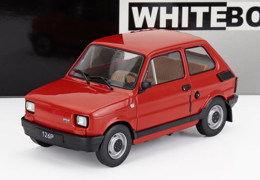 FIAT 126P 1985 レッド/ WHITEBOX 1/24 ミニカー