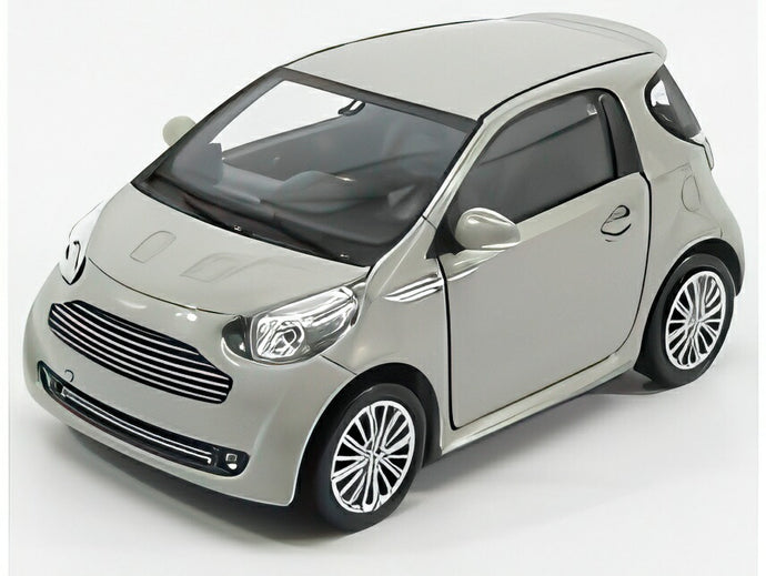 【予約】ASTON MARTIN CYGNET 2ドア 2010 ライトグレーメタリック/ WELLY 1/24 ミニカー