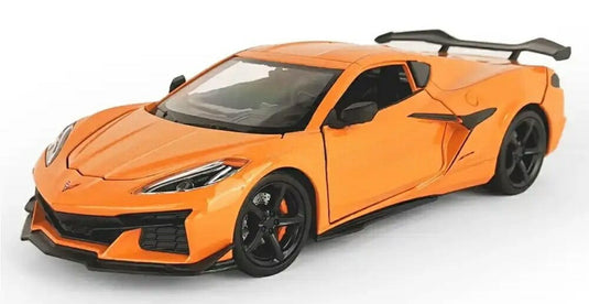 【予約】CHEVROLET コルベット Z06 2023 オレンジ / WELLY 1/24 ミニカー