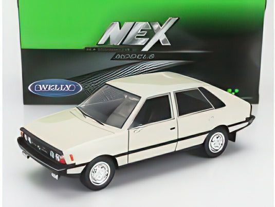 FSO ポロネーズ 1500M 1978 ホワイト/ WELLY 1/24 ミニカー