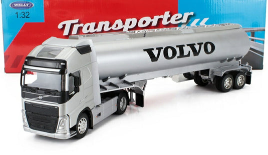 VOLVO FH4 500 タンクローリー 2020 シルバー/ WELLY 1/32 ミニカー