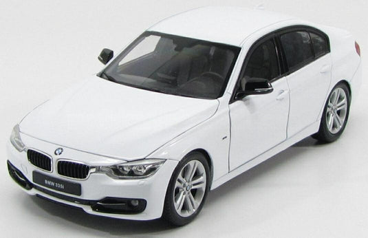 【予約】 BMWビーエムダブリュー 3 Seriesシリーズ 335i (F30) 2012 ホワイト / WELLY 1/18 ミニカー