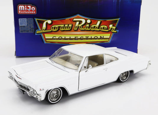 Chevroletシボレー Impalaインパラ SS 396 Coupeクーペ Low Riderローライダー 1965 ホワイト / WELLY 1/24 ミニカー