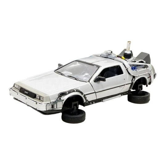 デロリアン バック・トゥ・ザ・フューチャー PART2 フライングバージョン シルバー / Welly 1/24 ミニカー