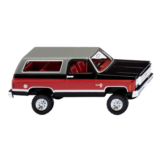 シボレー K5 ブレイザー ブラック SUV / Wiking 1/87 ミニカー