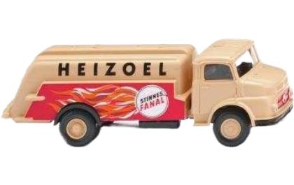 Stinnes Fanal Mercedes Benz タンカー トラック / Wiking 1/87 建設機械模型 工事車両