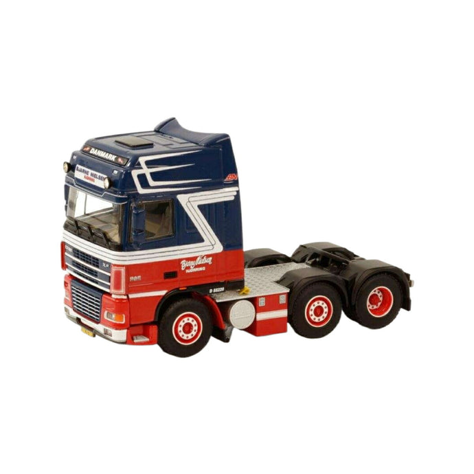 Bjarne Nielsen DAF XF 95 Super Space Cab ツインステア トラック / WSI 1/50 建設機械模型 工事車両