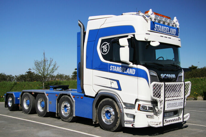 【予約】STANGELAND SCANIA R HIGHLINE CR20H 8X4 WITH ADD ON AXLE トラクタ/WSI 1/50 建設機械模型 工事車両