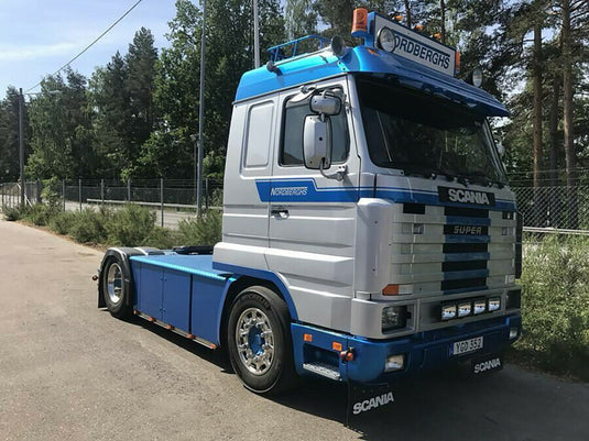 【予約】NORDBERGHS SCANIA 3 SERIES STREAMLINE 4X2 トラクタ/WSI 1/50 建設機械模型 工事車両