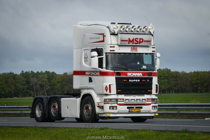 【予約】MSP ONIONS SCANIA 4 SERIES TOPLINE 6X2 TWIN STEER トラクタ/WSI 1/50 建設機械模型 工事車両