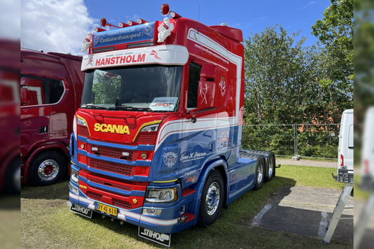【予約】2026年発売予定 JENS H. PETERSEN SCANIA R ハイライン CR20H 6X2 タグアクスル トラック / WSI 1/50 建設機械模型 工事車両