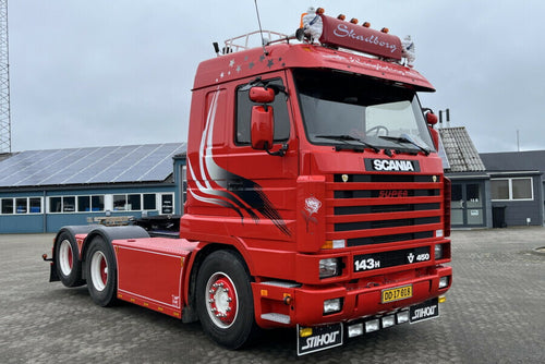 【予約】2025年発売予定 SKADBORG SCANIA 3シリーズ ストリームライン 6x2タグアクスル トラック トラック / WSI 1/50 建設機械模型 工事車両