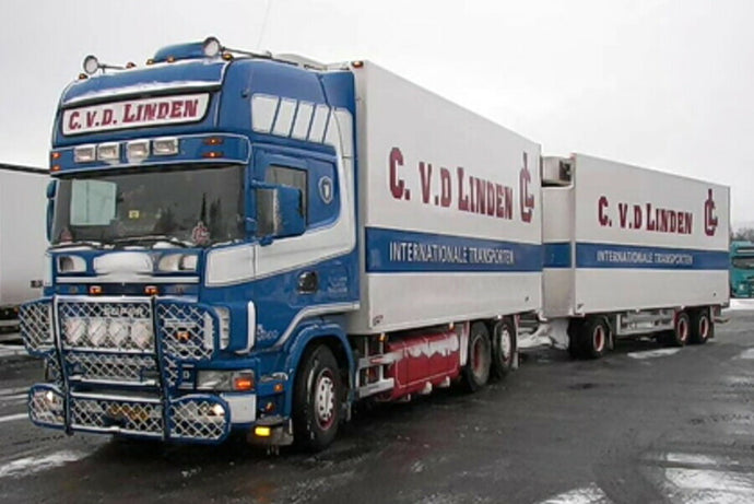 【予約】2026年発売予定 C. V.D. LINDEN SCANIA R4 トップライン リジッド冷凍トラック 6X2 タグアクスル リジッド冷凍ドローバー ターンテーブルトレーラー 6軸 トレーラー / WSI 1/50 建設機械模型 工事車両