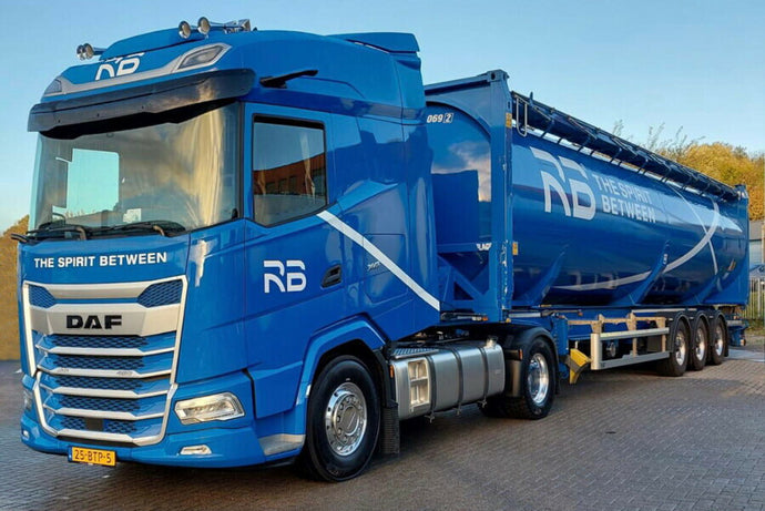 【予約】2026年発売予定 RB LOGISTICS DAF XG 4X2 ティッピング40FTバルクコンテナトレーラー 3軸 トレーラー / WSI 1/50 建設機械模型 工事車両