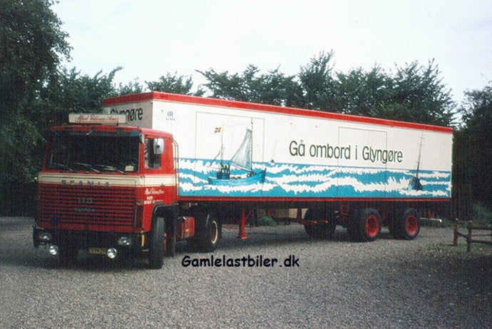 【予約】2026年発売予定 ALFRED PEDERSEN SCANIA 0シリーズ 4x2 クラシック ボックストレーラー 2軸 トレーラー / WSI 1/50 建設機械模型 工事車両