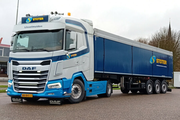 【予約】2026年発売予定 STOTER B.V. DAF XG 4X2 ボリュームトレーラー 3軸 トレーラー / WSI 1/50 建設機械模型 工事車両