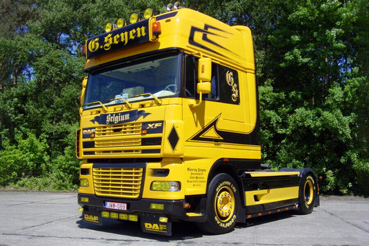 【予約】2026年発売予定 DAF XF95 SUPER SPACE CAB 4X2 G. Seyen / WSI 1/50 建設機械 模型