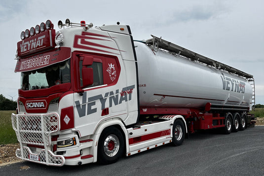 【予約】2026年発売予定 Scaniaスカニア R HIGHLINE CR20H 4X2 TIPPER BULK TRAILER - 3 AXLE Veynat / WSI 1/50 建設機械 模型