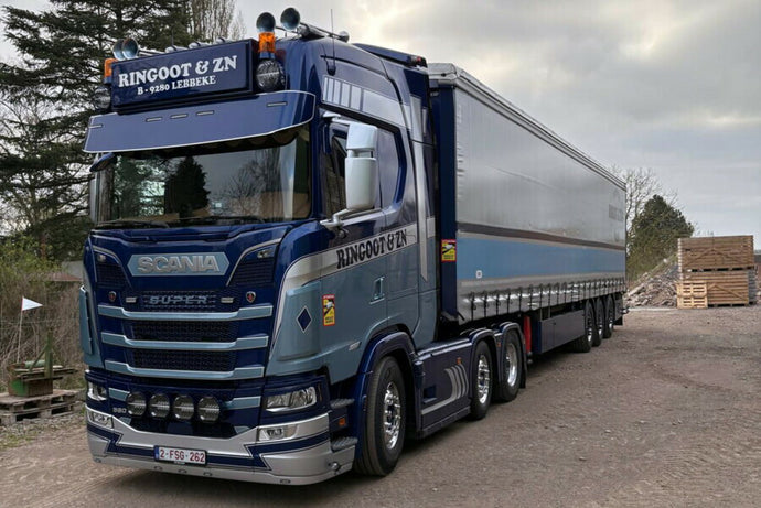 【予約】2026年発売予定 RINGOOT LUC SCANIA S HIGHLINE CS20H 6x2 ツインステア 3軸 カーテンサイドトレーラー トラック / WSI 1/50 建設機械模型 工事車両