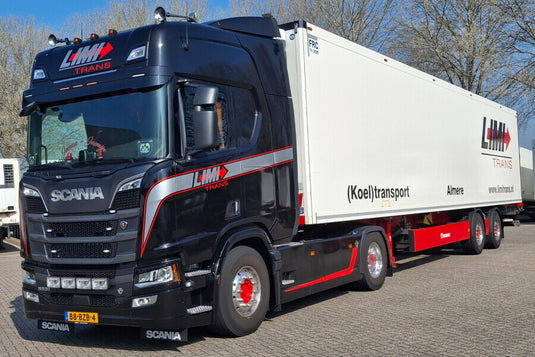 【予約】2026年発売予定 Scaniaスカニア R HIGHLINE CR20H 4X2 リーファートレーラー 3軸 Limi Trans / WSI 1/50 建設機械 模型