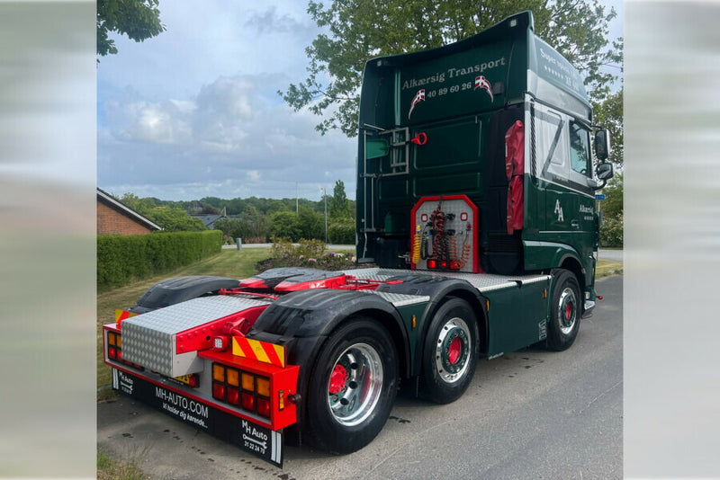 ギャラリービューアに画像をロードする, 【予約】2026年発売予定 DAF XF SUPER SPACE CAB 6X2 TWIN STEER Allan Alkaersig / WSI 1/50 建設機械 模型
