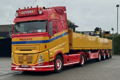 【予約】2026年発売予定 GOYENS VOLVO FH エアロ グローブトロッター 4X2 ブリックトレーラー 3軸 / WSI 1/50 建設機械模型 工事車両