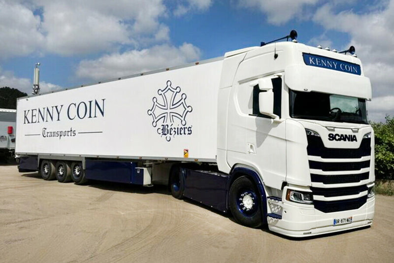 ギャラリービューアに画像をロードする, 【予約】2026年発売予定 Scaniaスカニア S HIGHLINE CS20H 4X2 リーファートレーラー 3軸 Kenny Coin / WSI 1/50 建設機械 模型
