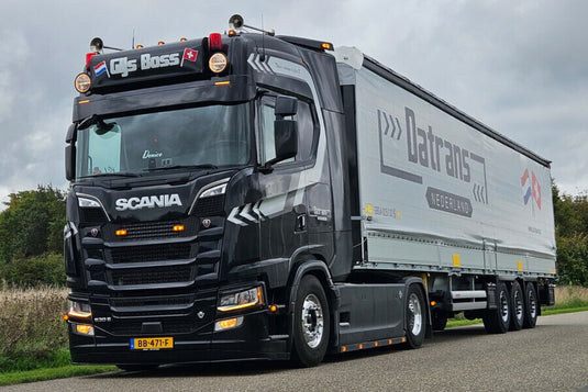 【予約】2026年発売予定 Scaniaスカニア S HIGHLINE CS20H 4X2 カーテンサイダートレーラー 3 AXLE Datrans / WSI 1/50 建設機械 模型