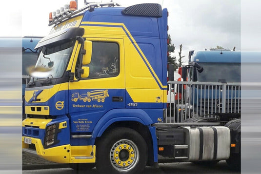【予約】2026年発売予定 Volvoボルボ FMX GLOBETROTTER 6X4 ダンプトレーラー 2 AXLE Van Belle Transport / WSI 1/50 建設機械 模型