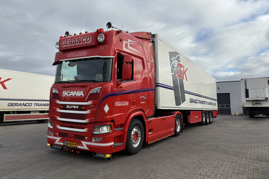 【予約】2026年発売予定 Geranco Transport SCANIA R HIGHLINE CR20H 4X2 REEFER TRAILER 3 / WSI 1/50 ミニカー トラック模型