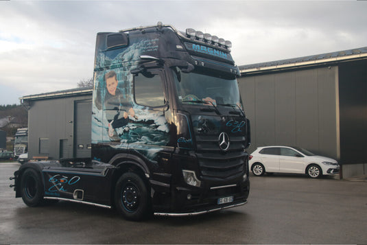 【予約】2027年発売予定 Magnin MERCEDES BENZ ACTROS MP5 GIGA SPACE 4X2 / WSI 1/50 ミニカー トラック模型