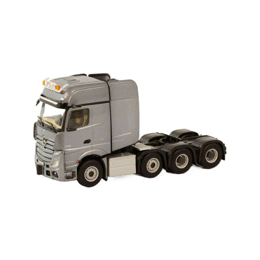 Premium Line Mercedes Benz Actros MP5 Giga Space 8x4  トラック / WSI 1/50 建設機械模型 工事車両
