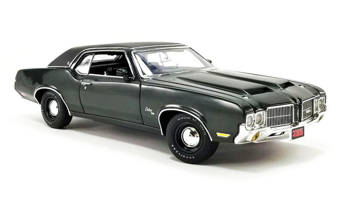 1971 Oldsmobile Cutlass SX in Antique Jade Green with Black Vinyl /ACME 1/18 ミニカー