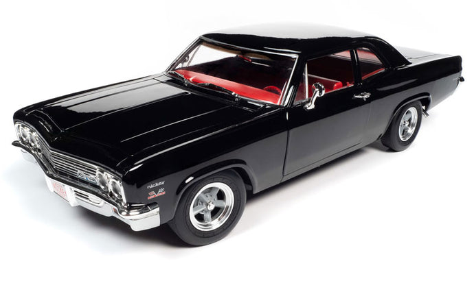 1966 Chevrolet Biscayne 2-Door Coupe in Tuxedo Black /AMEAMERICAN MUSCLE 1/18 ミニカー