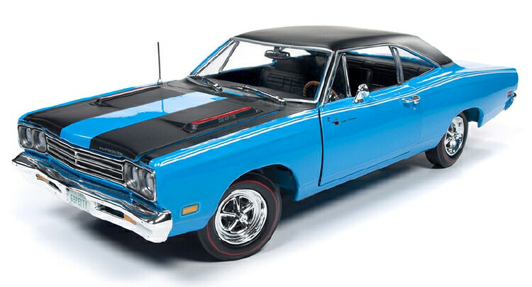 ギャラリービューアに画像をロードする, 1969 Plymouth Road Runner Hardtop (Class of 1969) /AMERICAN MUSCLE 1/18 ミニカー
