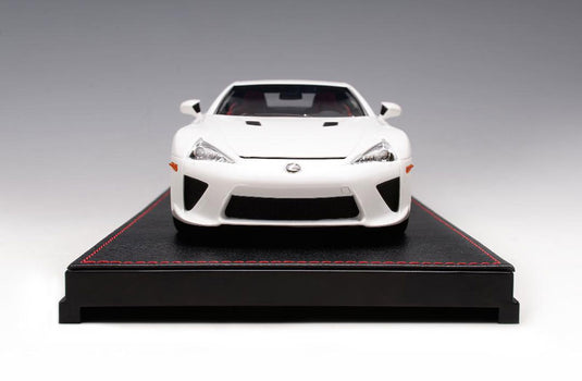 Lexus LFA Pearl White 60台限定 /AB models  1/18 ミニカー