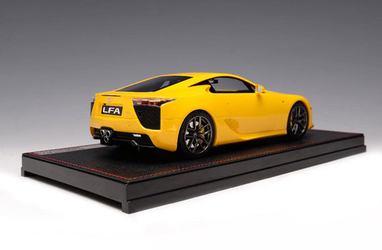 1/43 エブロ　レジンモデル　レクサス　LFA　ミニカー　イエロー ミニカー】エブロ レクサス LFA イエロー 1/43 レジン製