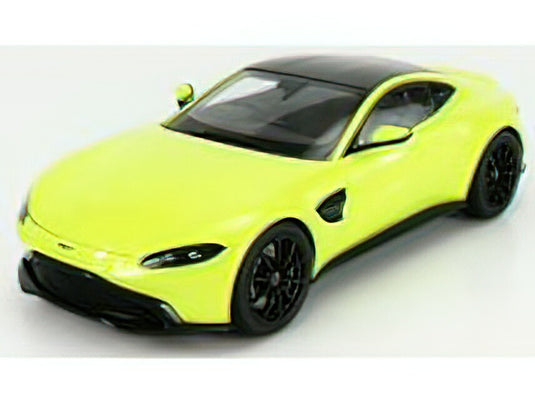 ASTON MARTIN - VANTAGE 2019 - LIME ESSENCE CARBON BLACK /Autoart 1/18 ミニカー