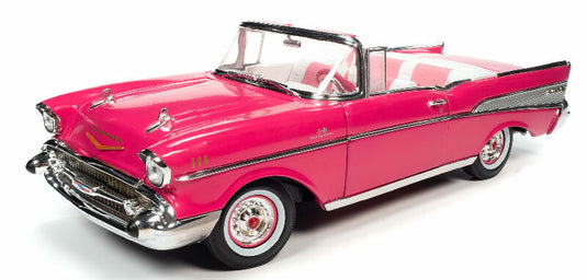 Barbie - 1957 Chevrolet Convertible in Pink /AutoWorld 1/18 ミニカー